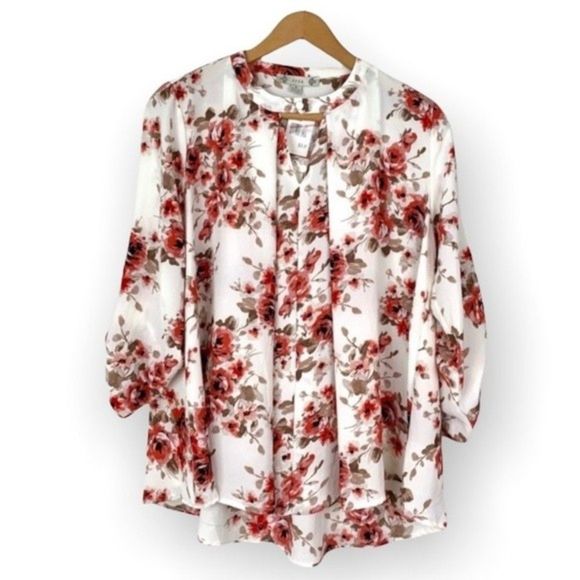 SALE NWT Iris 3/4 Sleeve Floral Flowy Blouse - Picture 1 of 9